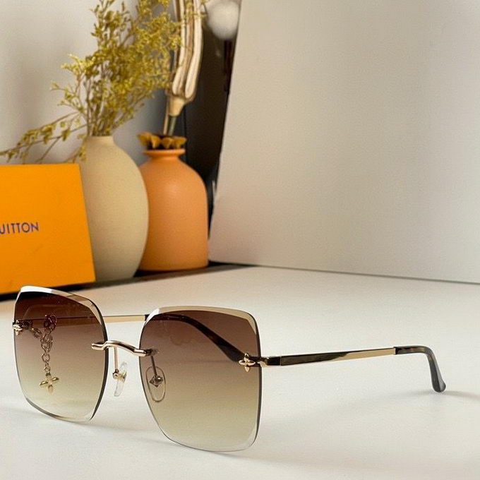 Louis Vuitton Sunglasses ID:20230516-233